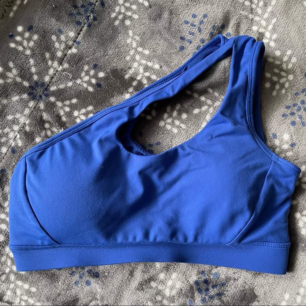 DiosaFit sports bra